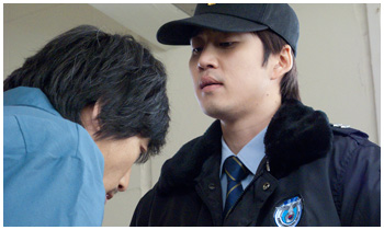 執行者 場面写真